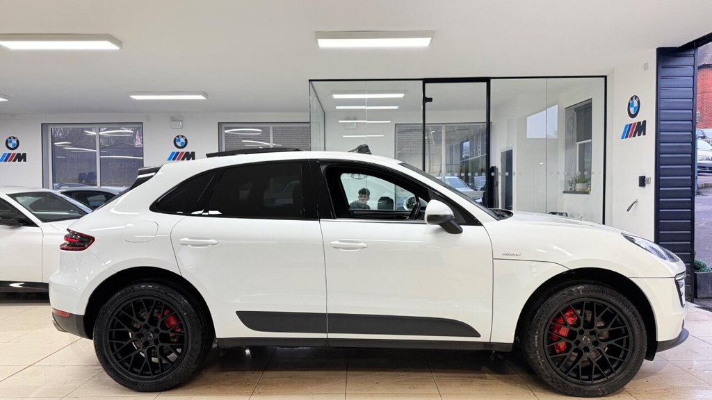 Used Porsche Macan 2015 for sale - 77031088: Photo 45