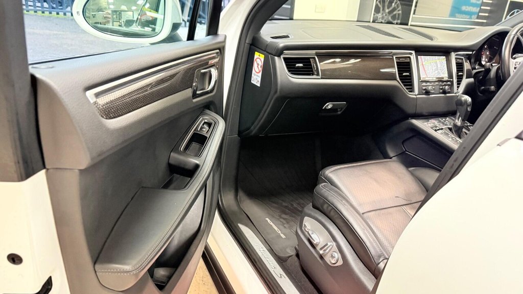 Used Porsche Macan 2015 for sale - 77031088: Photo 8