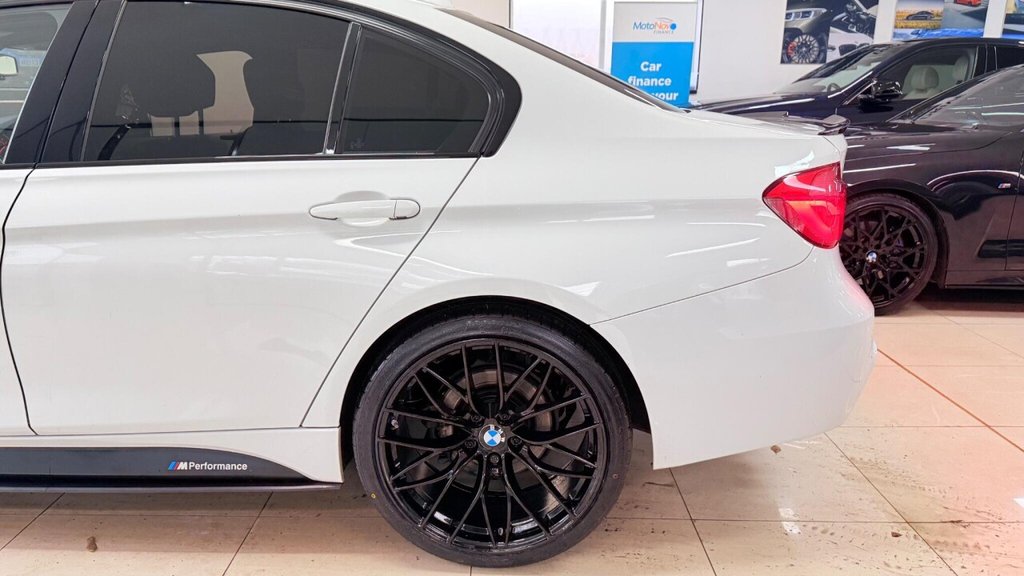 Used BMW 3 Series 2015 for sale - 77583801: Photo 28