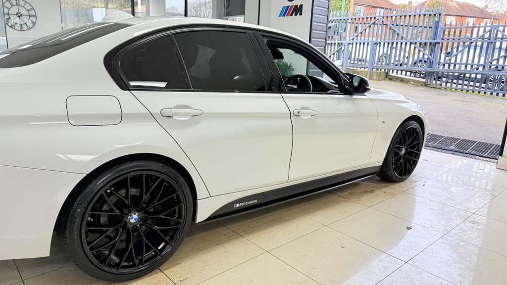 Used BMW 3 Series 2015 for sale - 77583801: Photo 9