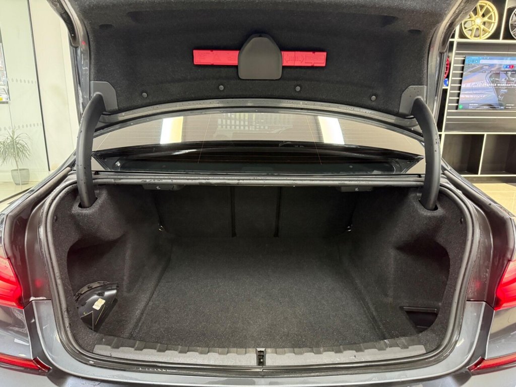 Used BMW 3 Series 2021 for sale - 77437090: Photo 32