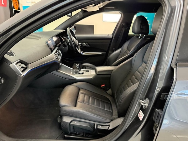 Used BMW 3 Series 2021 for sale - 76185440: Photo 32