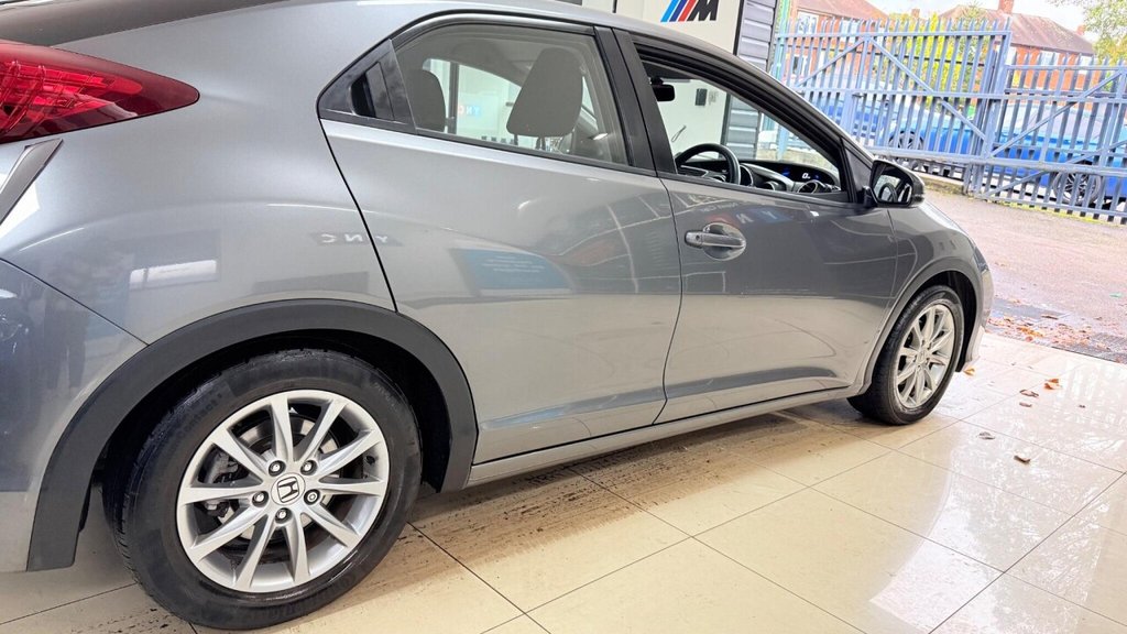 Used Honda Civic 2014 for sale - 76454593: Photo 12