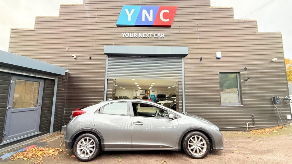 Used Honda Civic 2014 for sale - 76454593: Photo 2