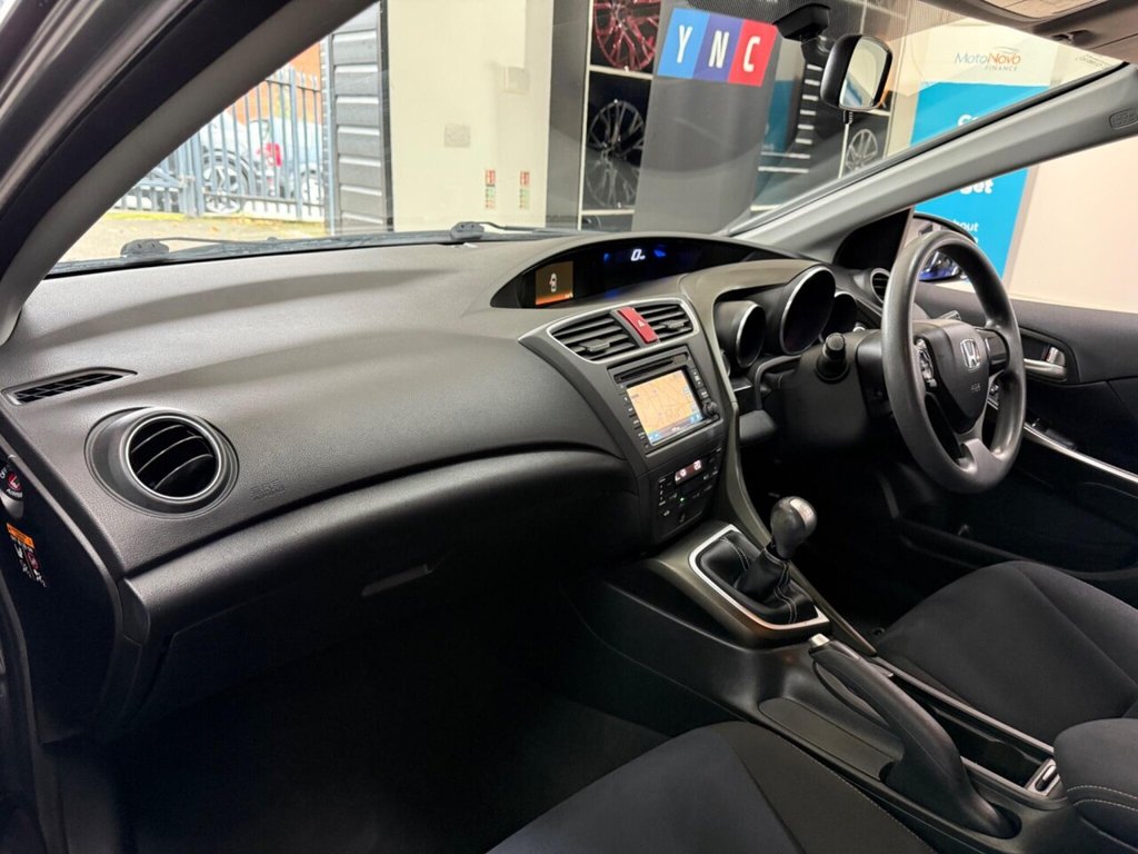 Used Honda Civic 2014 for sale - 76454593: Photo 27