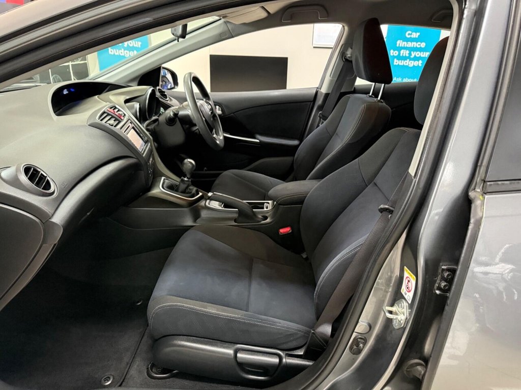 Used Honda Civic 2014 for sale - 76454593: Photo 29