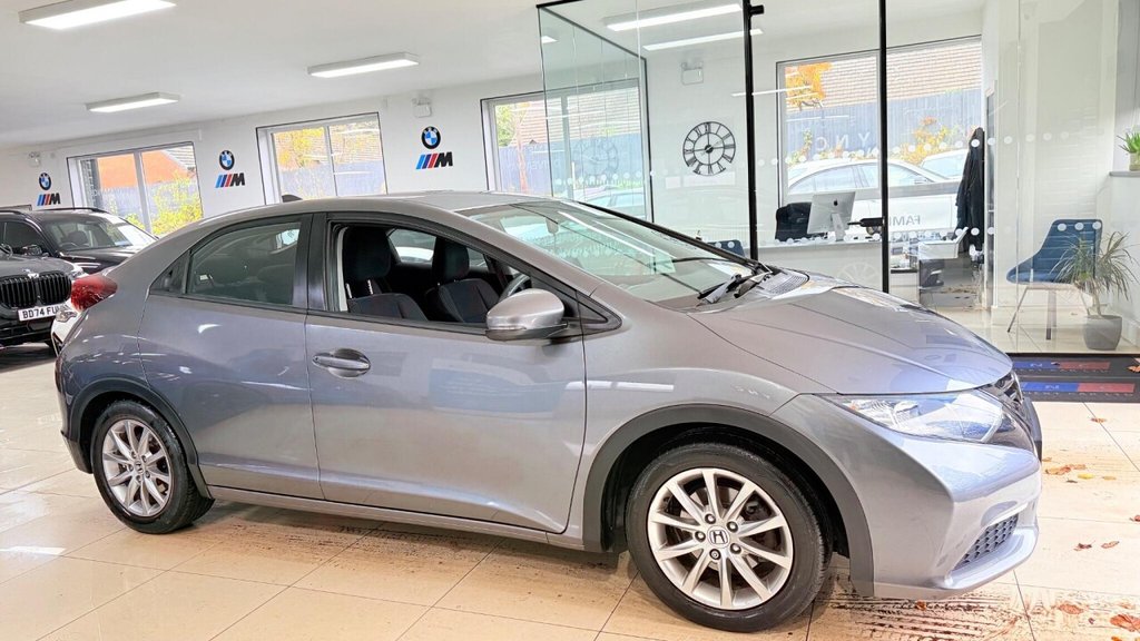 Used Honda Civic 2014 for sale - 76454593: Photo 36