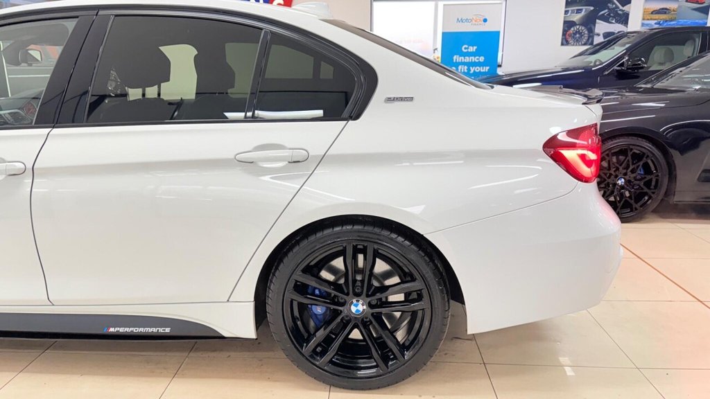 Used BMW 3 Series 2017 for sale - 77594145: Photo 38