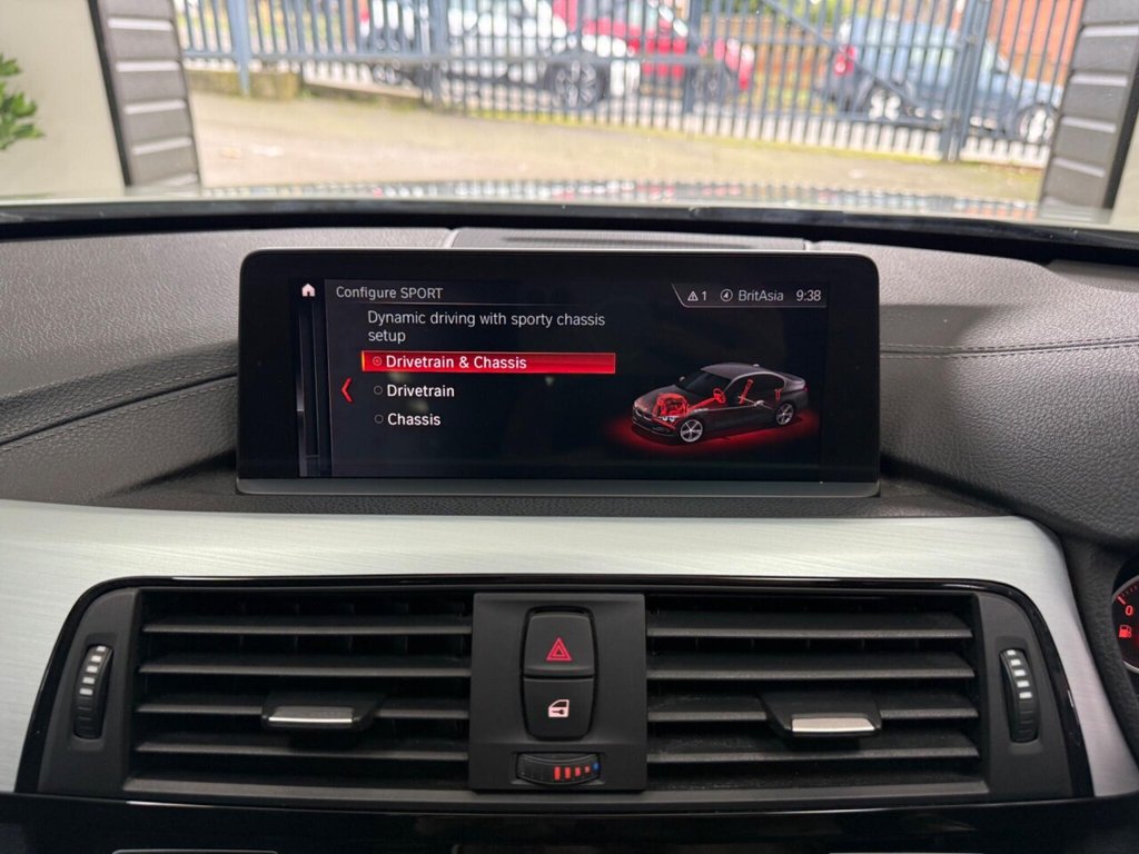 Used BMW 3 Series 2017 for sale - 77594145: Photo 8