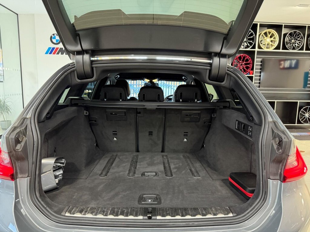 Used BMW 3 Series 2024 for sale - 76783704: Photo 49