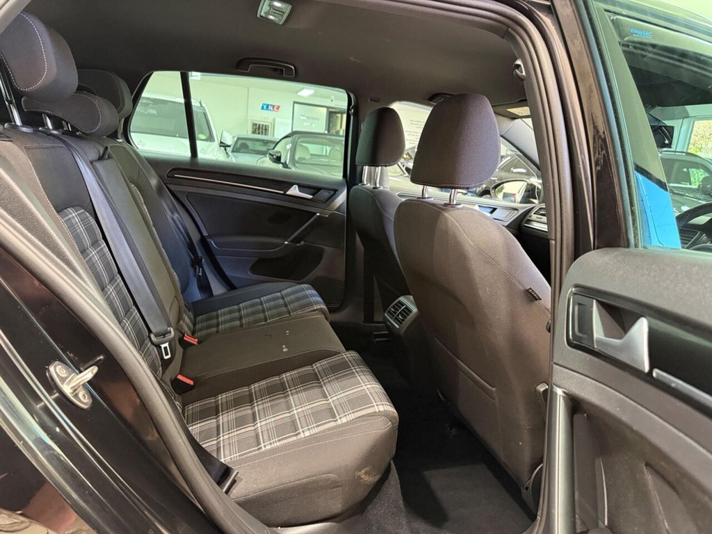 Used Volkswagen Golf 2016 for sale - 78154001: Photo 26