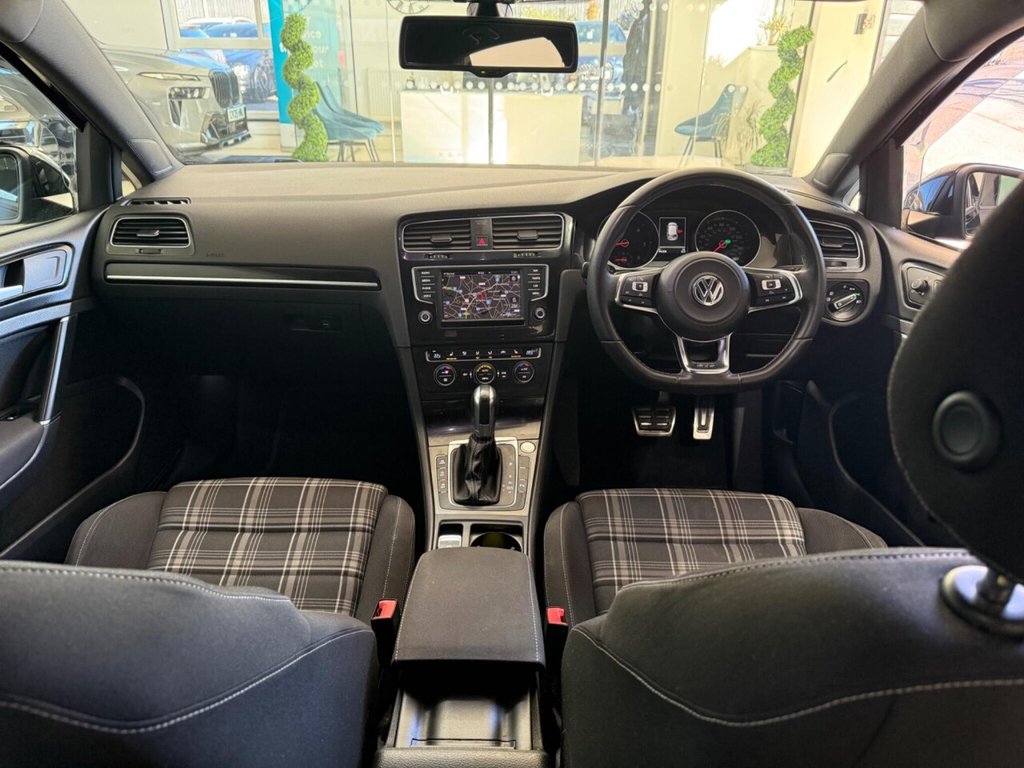 Used Volkswagen Golf 2016 for sale - 78154001: Photo 6