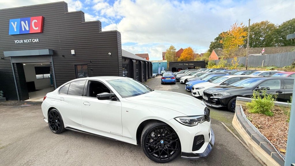 Used BMW 3 Series 2021 for sale - 76386386: Photo 2