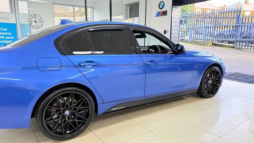 Used BMW 3 Series 2015 for sale - 77200144: Photo 12