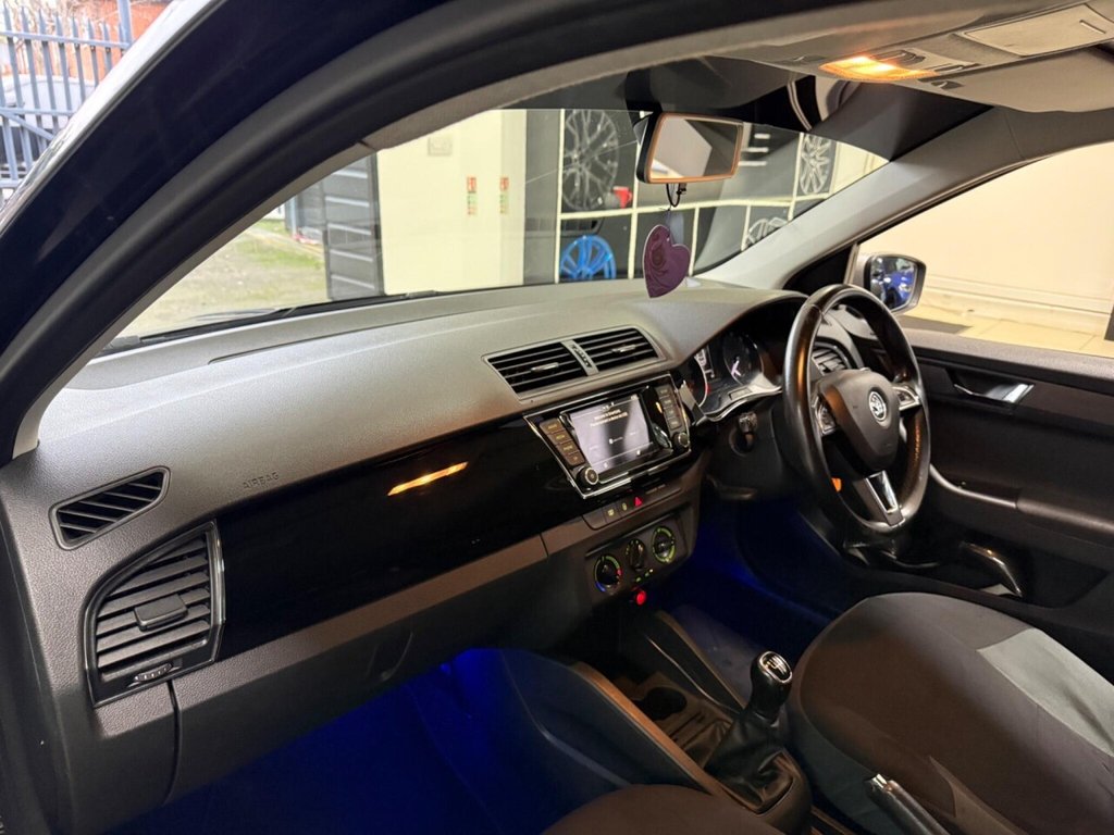 Used Skoda Fabia 2017 for sale - 77327911: Photo 6
