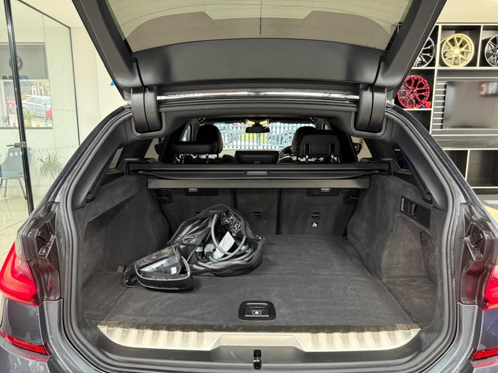 Used BMW 3 Series 2021 for sale - 76768482: Photo 36