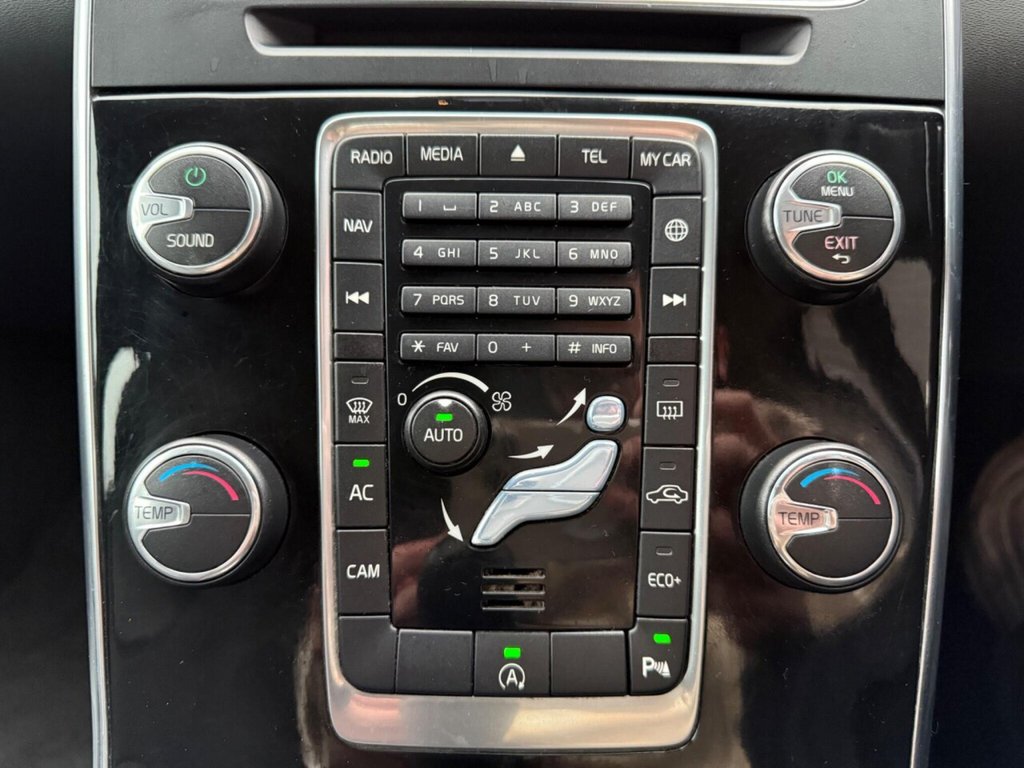 Used Volvo V60 2018 for sale - 76470212: Photo 13