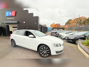 Used Volvo V60 2018 for sale - 76470212: Photo