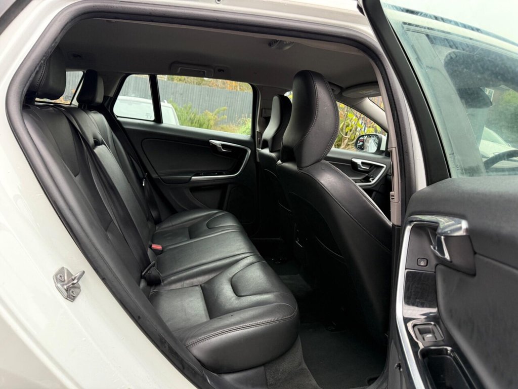 Used Volvo V60 2018 for sale - 76470212: Photo 24