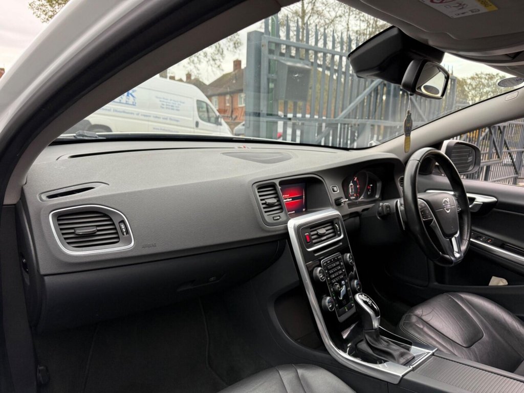 Used Volvo V60 2018 for sale - 76470212: Photo 27