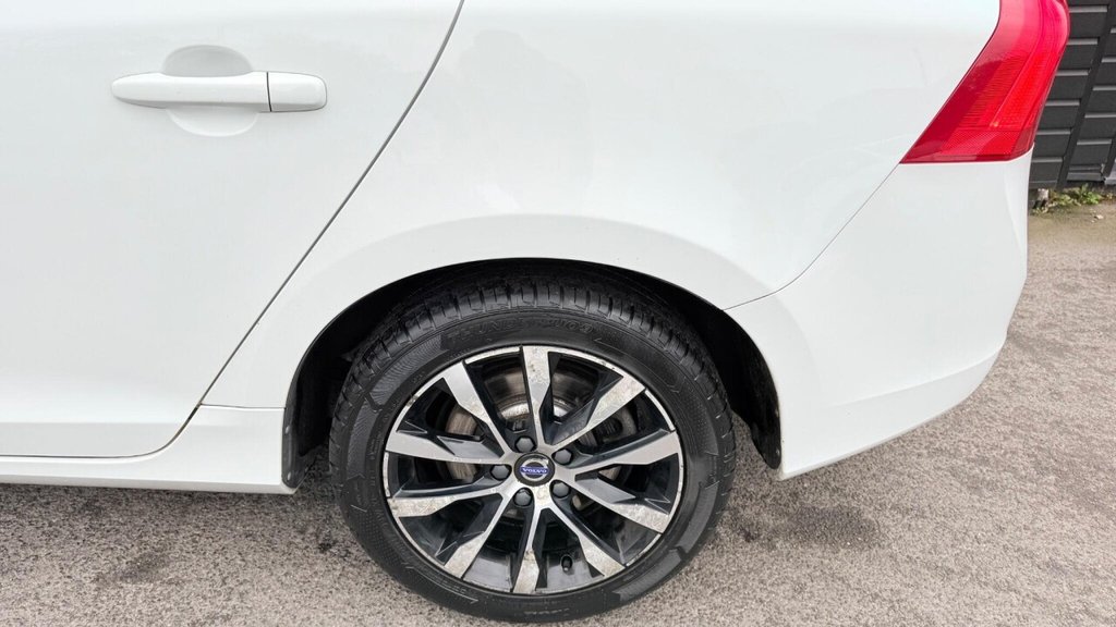 Used Volvo V60 2018 for sale - 76470212: Photo 30