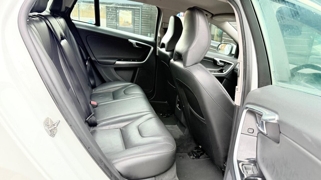 Used Volvo V60 2018 for sale - 76470212: Photo 7