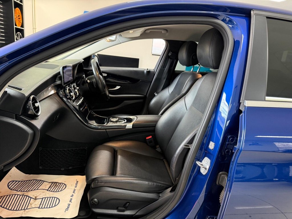 Used Mercedes-Benz C Class 2019 for sale - 77642772: Photo 3