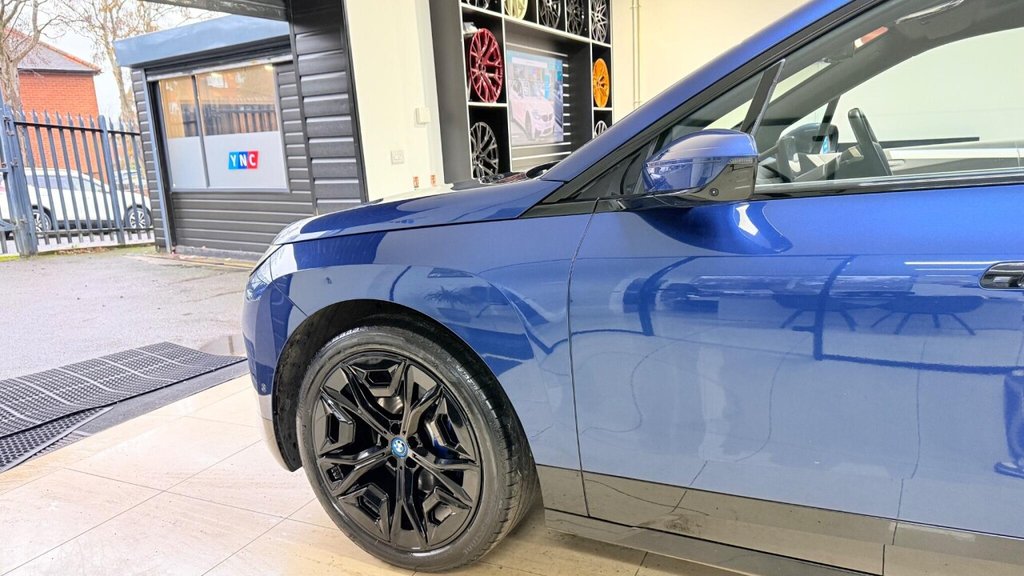 Used BMW iX 2021 for sale - 77341635: Photo 11