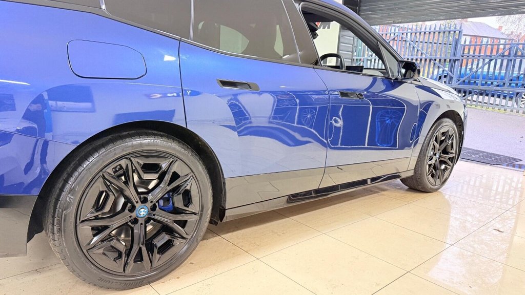 Used BMW iX 2021 for sale - 77341635: Photo 15