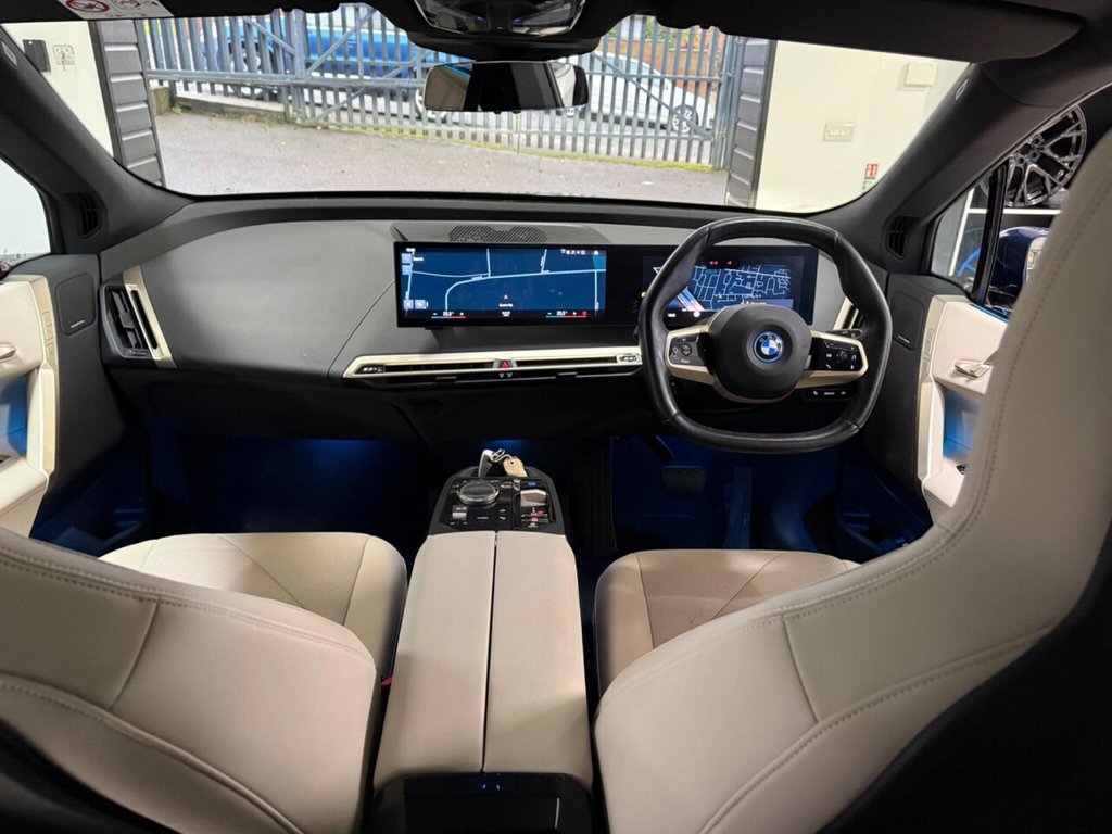 Used BMW iX 2021 for sale - 77341635: Photo 2