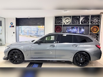 Used BMW 3 Series 2022 for sale - 77667615: Photo