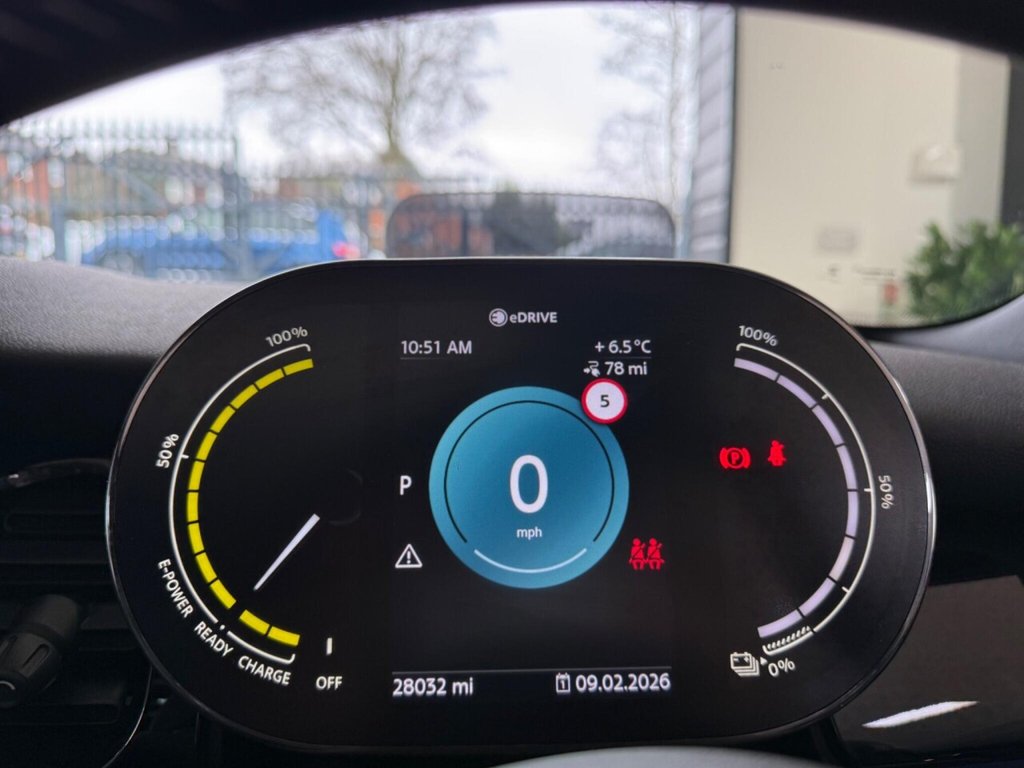 Used MINI Electric Hatch 2021 for sale - 77463843: Photo 32