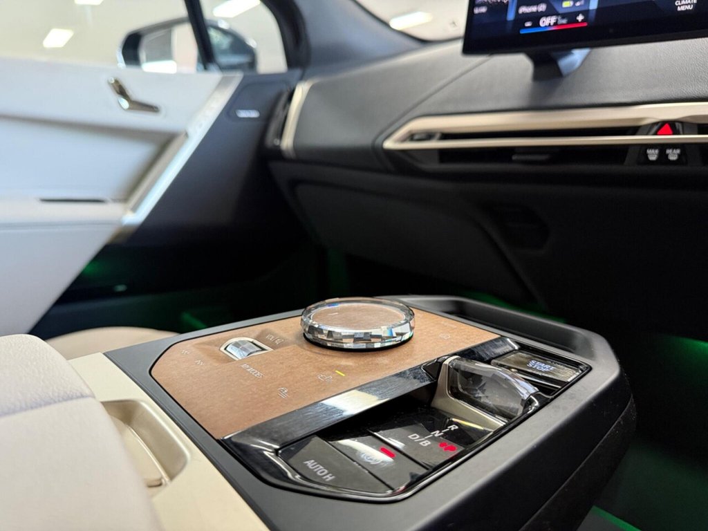 Used BMW iX 2022 for sale - 77920528: Photo 15