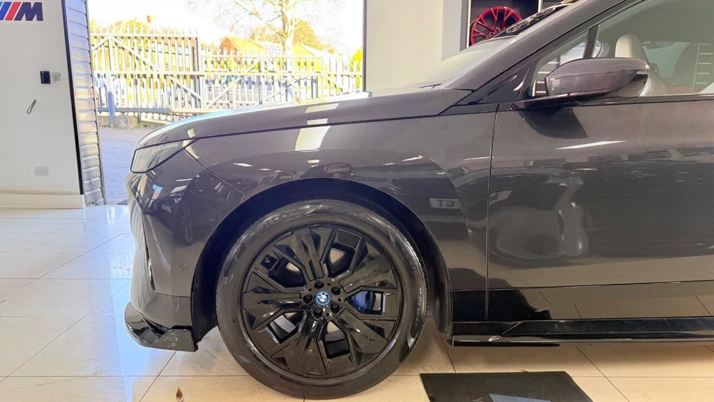 Used BMW iX 2022 for sale - 77920528: Photo 42
