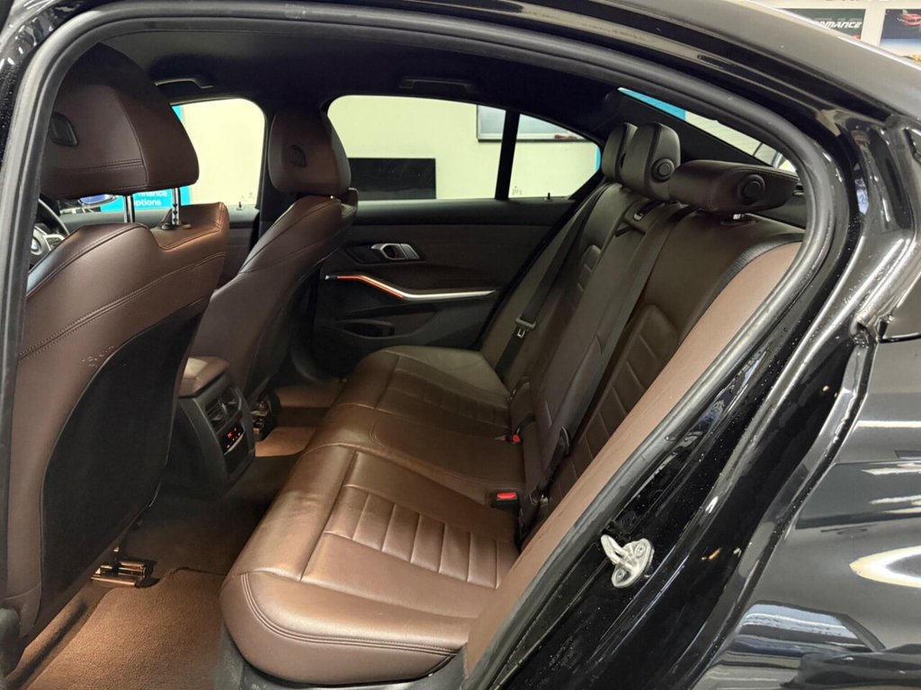 Used BMW 3 Series 2021 for sale - 76867848: Photo 32