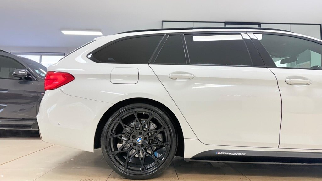 Used BMW 5 Series 2019 for sale - 77122046: Photo 39