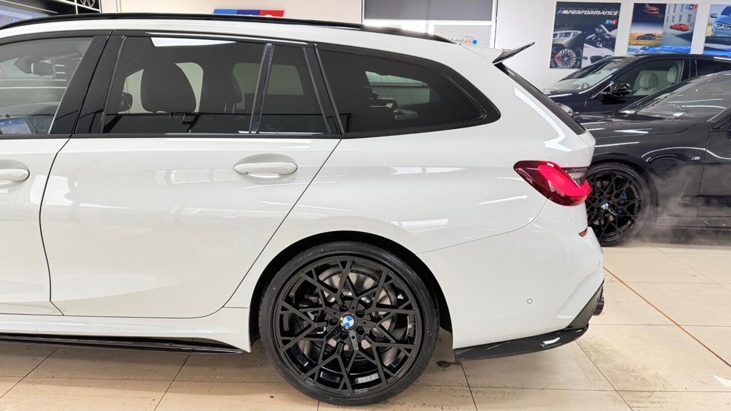 Used BMW 3 Series 2021 for sale - 77572043: Photo 32