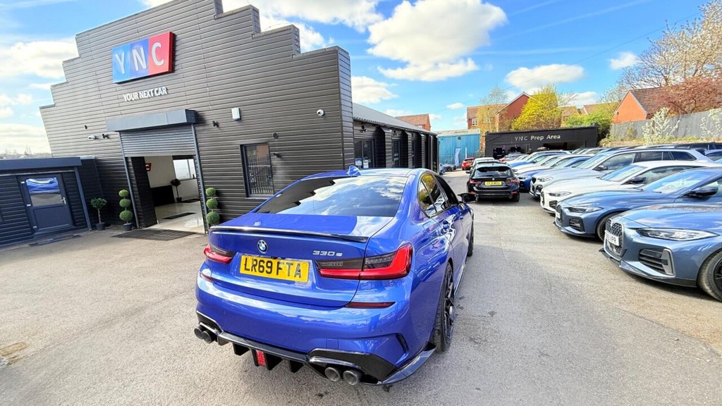 Used BMW 3 Series 2019 for sale - 78110688: Photo 2