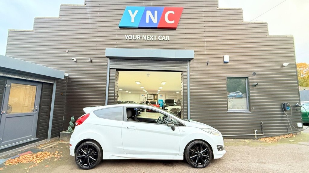 Used Ford Fiesta 2016 for sale - 76454534: Photo 2