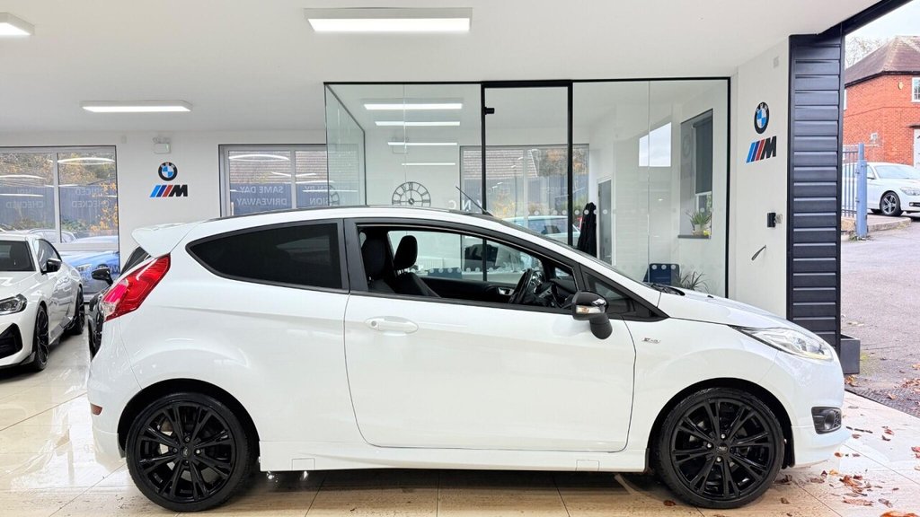 Used Ford Fiesta 2016 for sale - 76454534: Photo 31