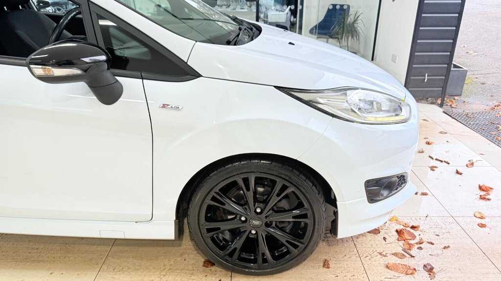 Used Ford Fiesta 2016 for sale - 76454534: Photo 32