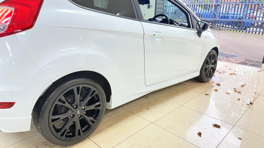 Used Ford Fiesta 2016 for sale - 76454534: Photo 9