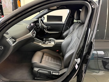 Used BMW 3 Series 2021 for sale - 77328325: Photo