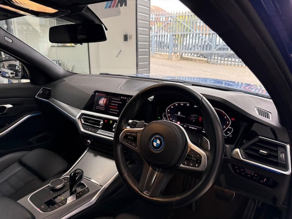 Used BMW 3 Series 2021 for sale - 76105909: Photo 32