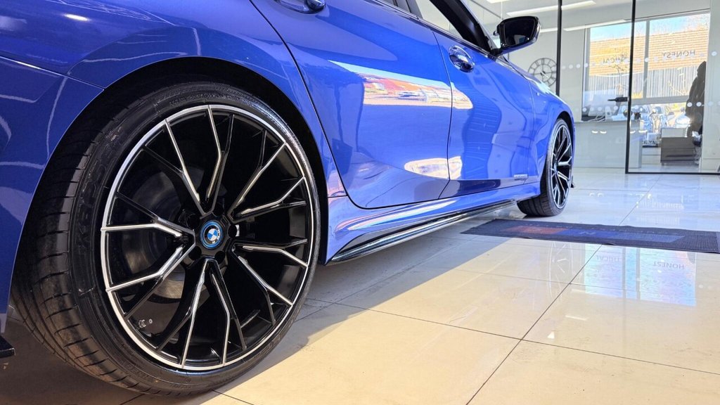 Used BMW 3 Series 2021 for sale - 77937076: Photo 43