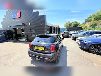 Used MINI Hatch 2019 for sale - 78985955: Photo