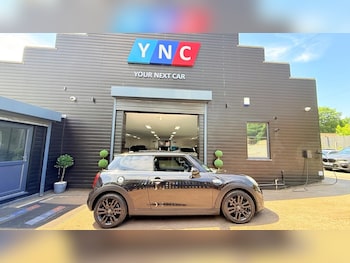 Used MINI Hatch 2019 for sale - 78985955: Photo