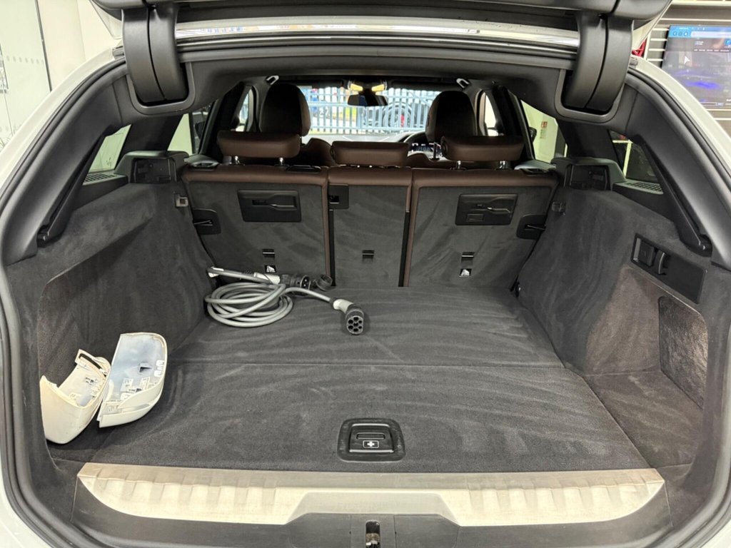 Used BMW 3 Series 2021 for sale - 77328360: Photo 29