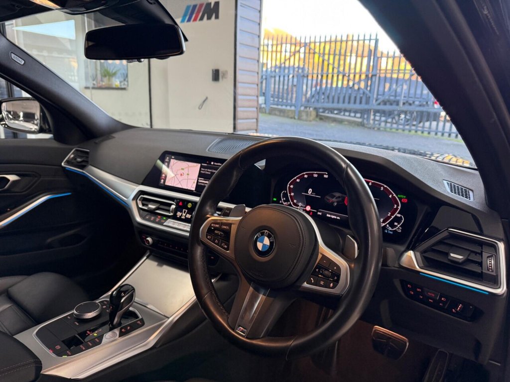 Used BMW 3 Series 2021 for sale - 76783872: Photo 32
