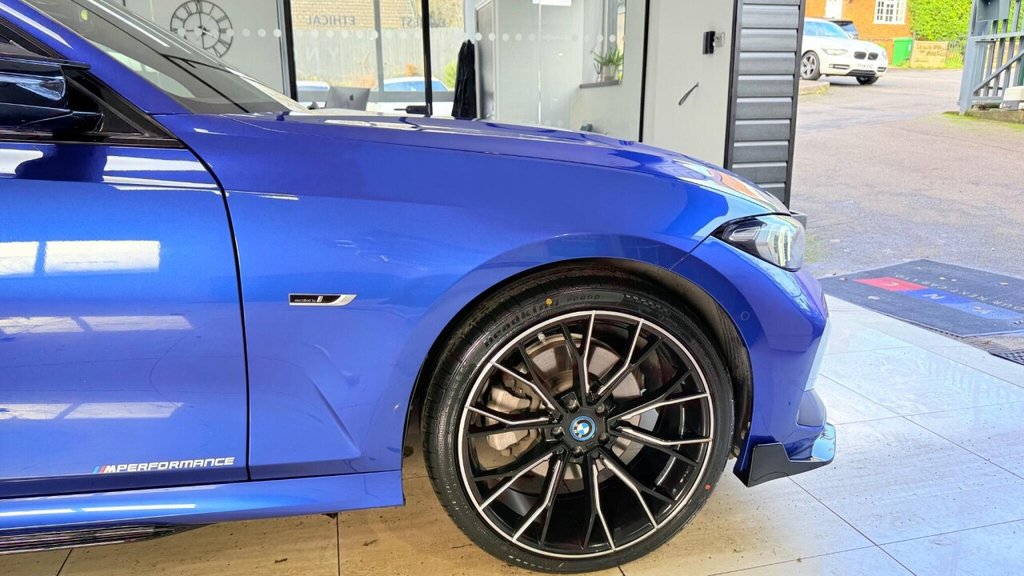 Used BMW 3 Series 2023 for sale - 76632390: Photo 19